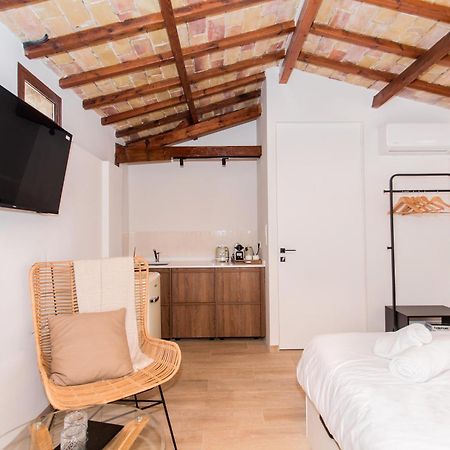 Pizarro Suites Villajoyosa  Habitación foto